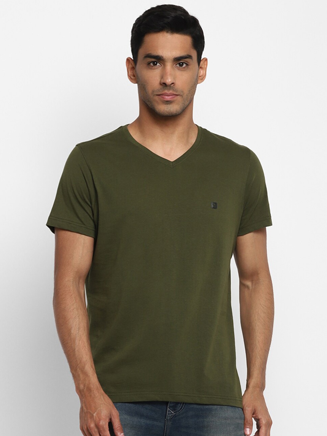 

Turtle Men Olive Green V-Neck Slim Fit T-shirt