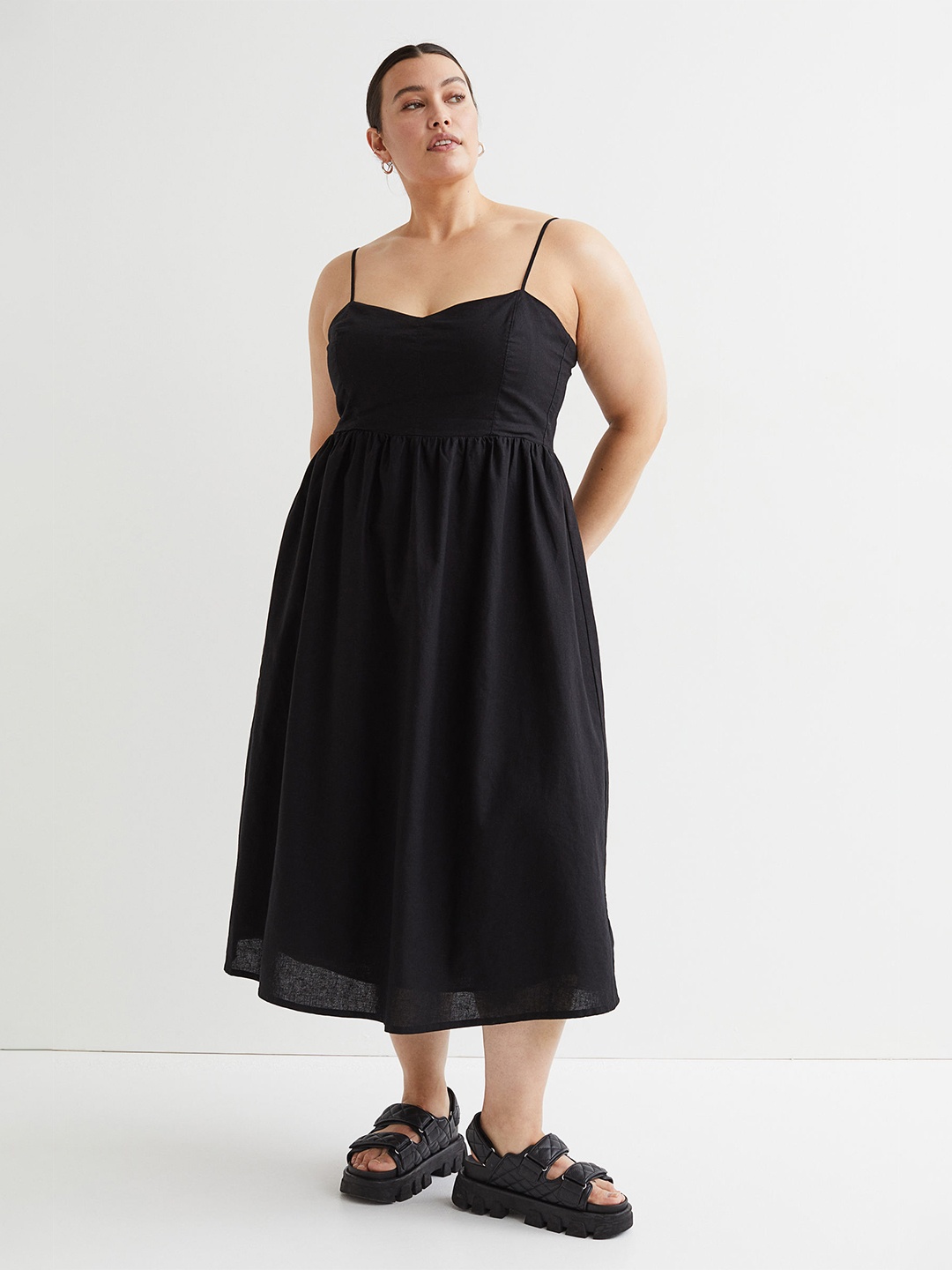 

H&M+ Women Black Linen-Blend Dress