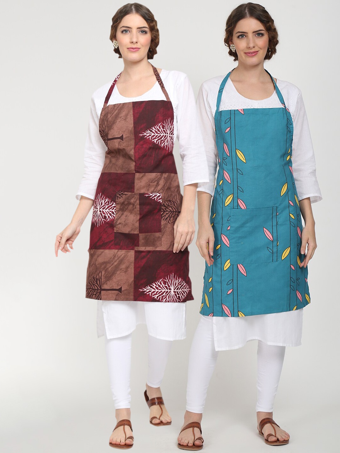

TAG 7 Pack of 2 Printed Aprons, Multi