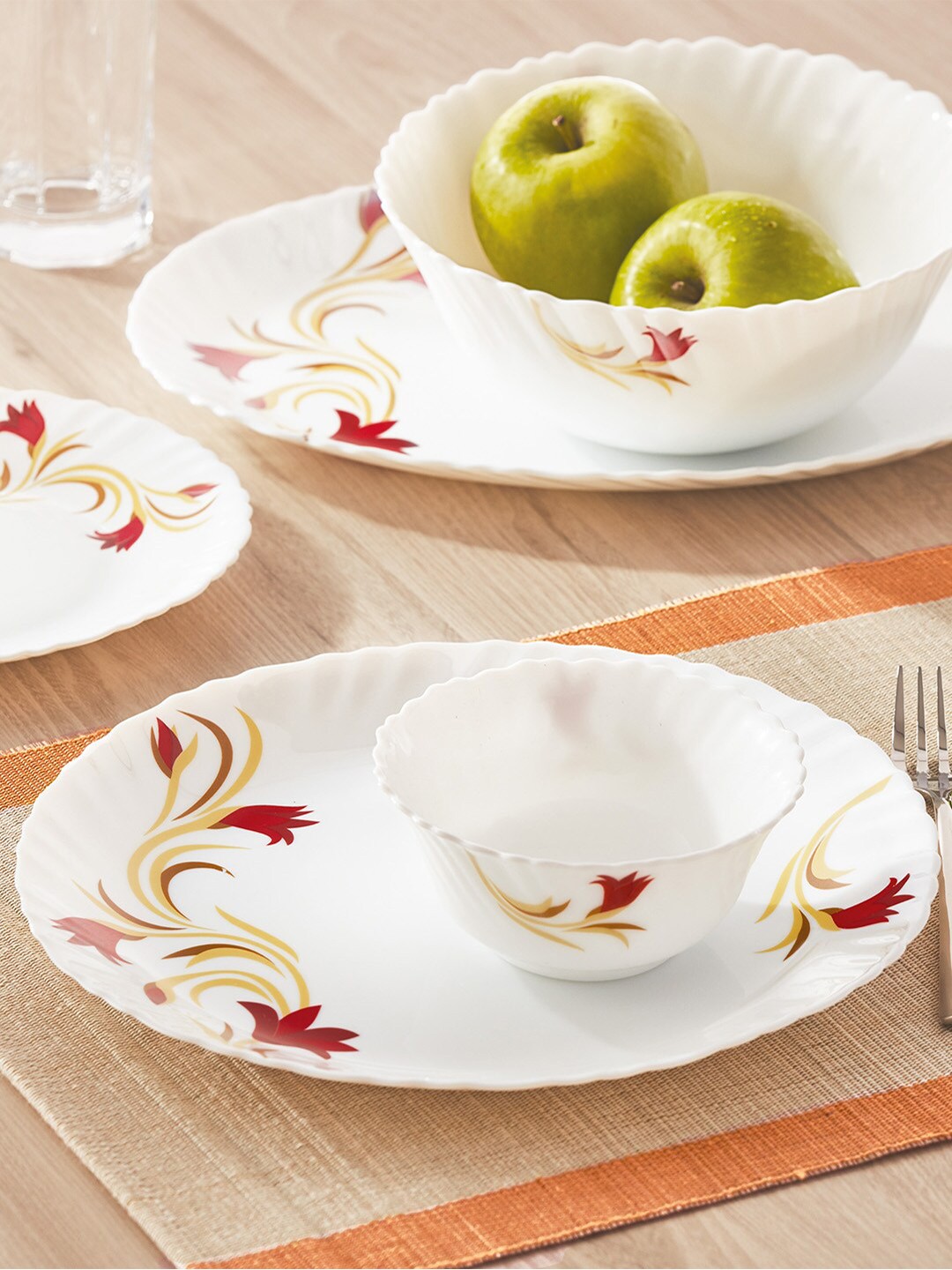 

Larah by BOROSIL White & Red 13 Pieces Floral Printed Opalware Glossy Dinner Set