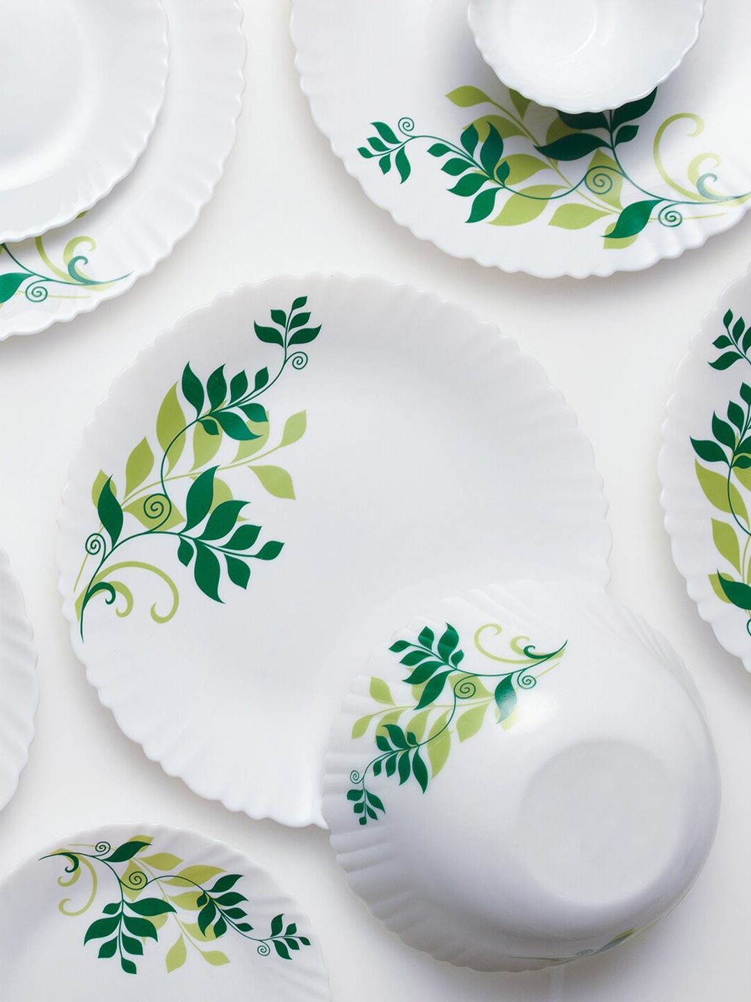 

Larah by BOROSIL White & Green 18 Pieces Floral Printed Opalware Glossy Dinner Set