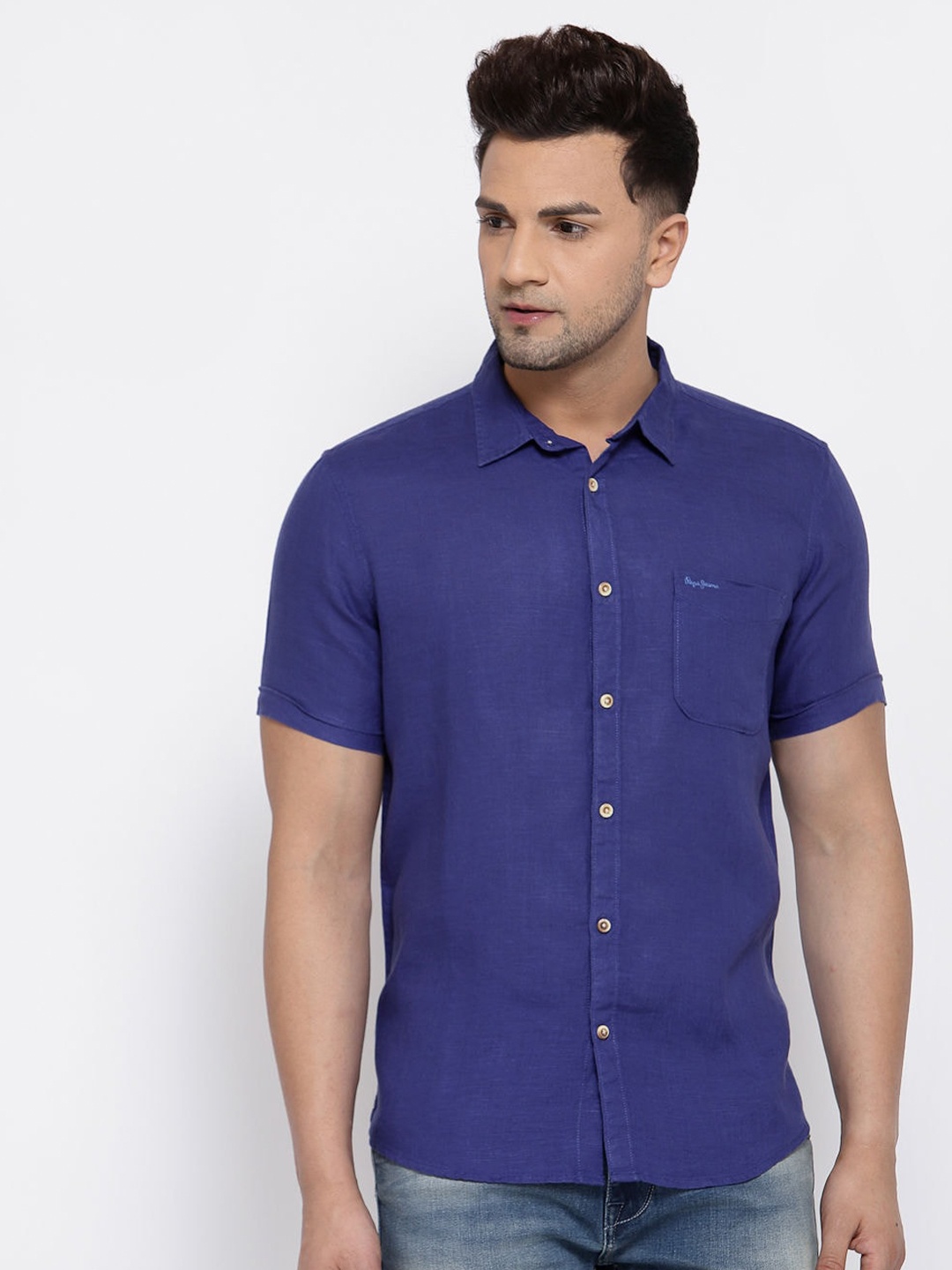 

Pepe Jeans Men Blue Solid Linen Casual Shirt