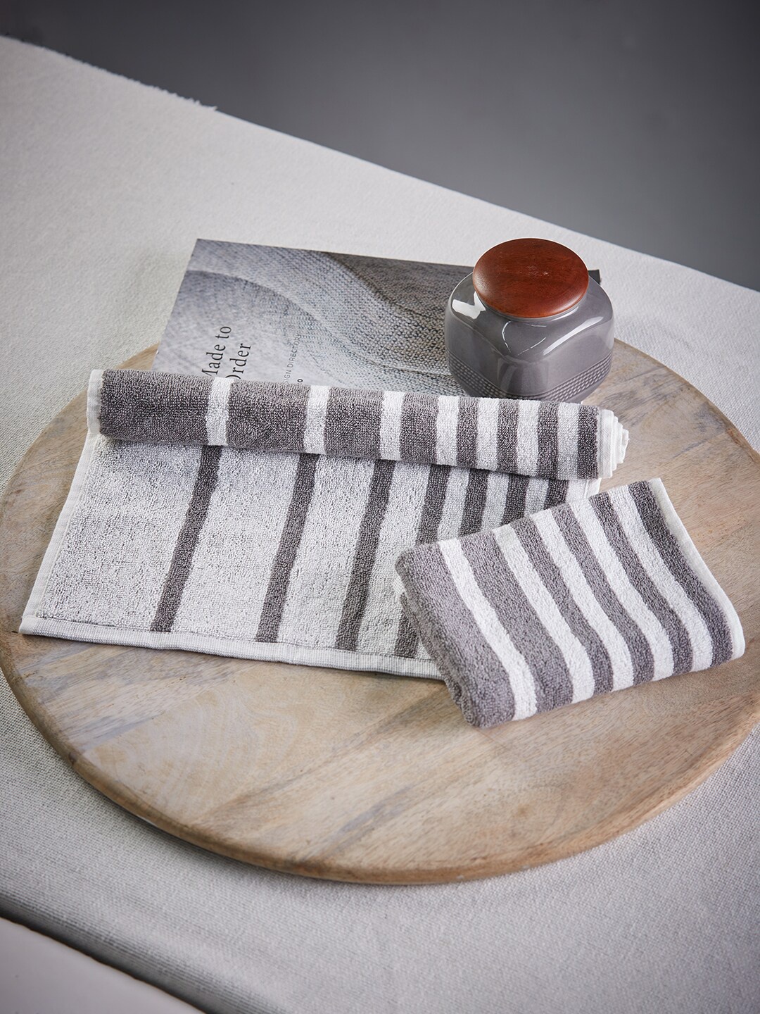 

Fabindia Pack of 2 Grey Striped 500 GSM Cotton Hand Towels