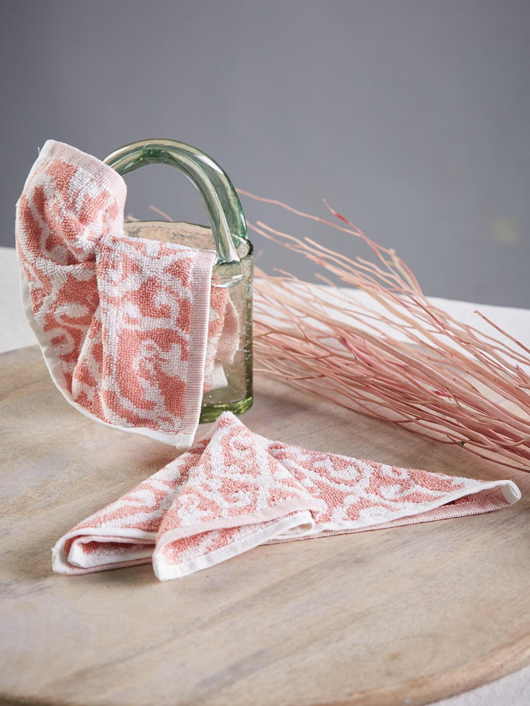 

Fabindia Pink Self Design 500GSM Cotton Face Towel
