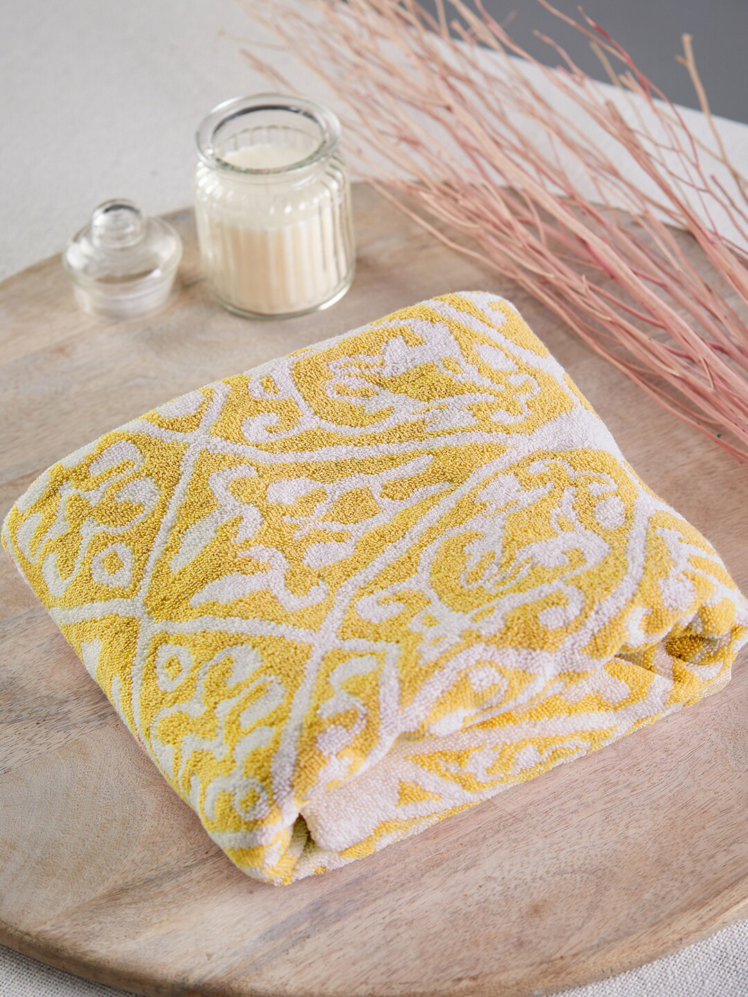 

Fabindia Yellow & White Printed 500 GSM Cotton Bath Towels