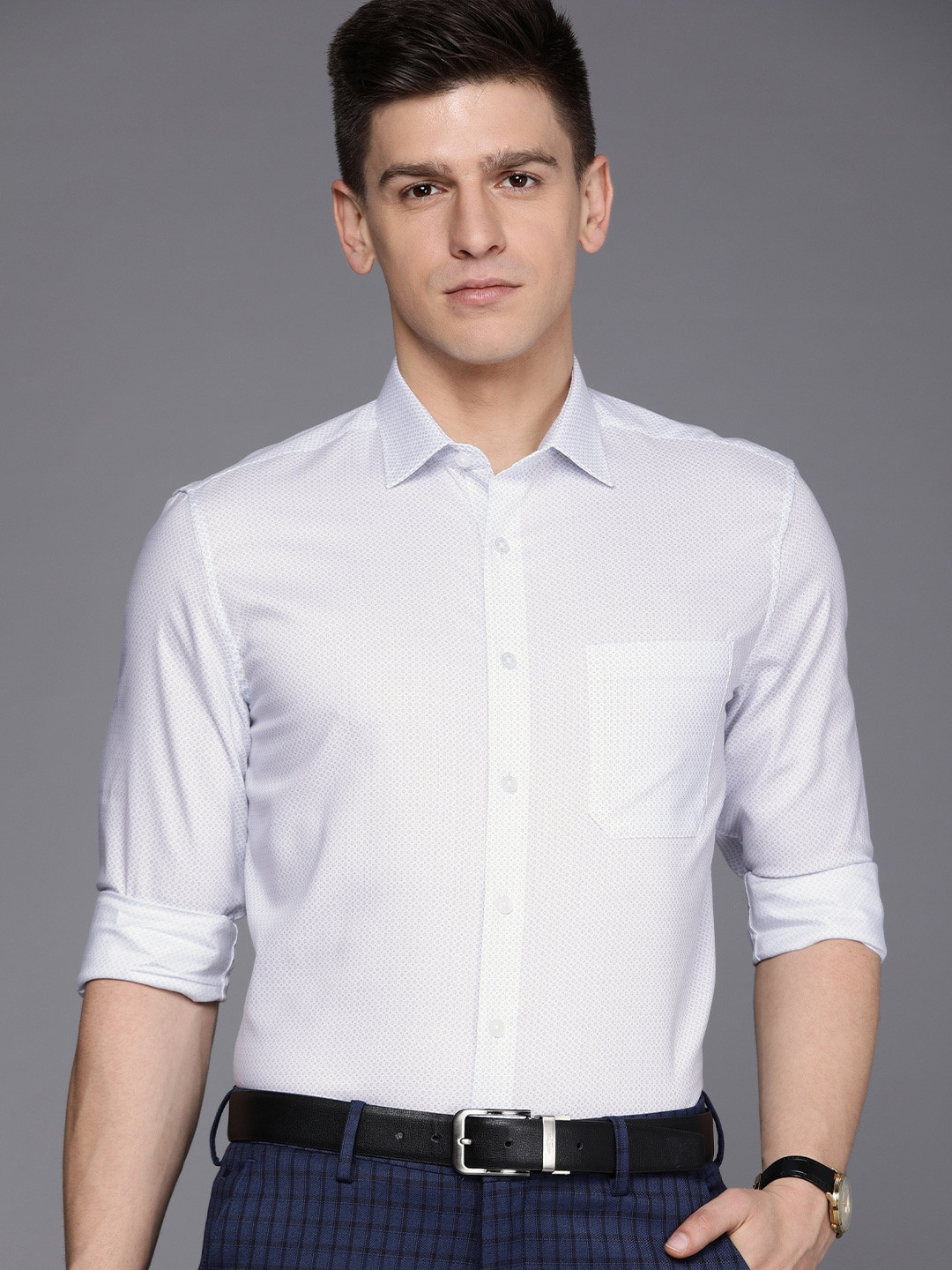 

Louis Philippe Men White & Blue Micro Ditsy Printed Slim Fit Formal Shirt