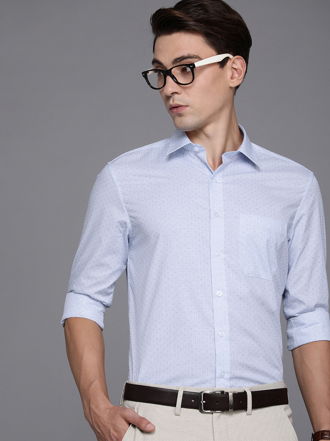 

Louis Philippe Men Blue And White Slim Fit Micro Checked Pure Cotton Formal Shirt