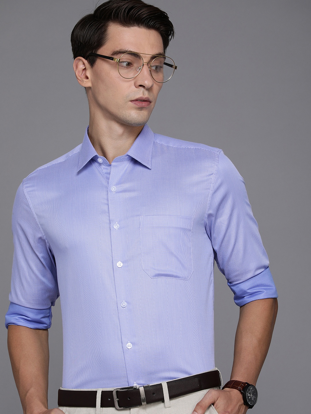 

Louis Philippe Men Blue Slim Fit Geometric Printed Pure Cotton Formal Shirt