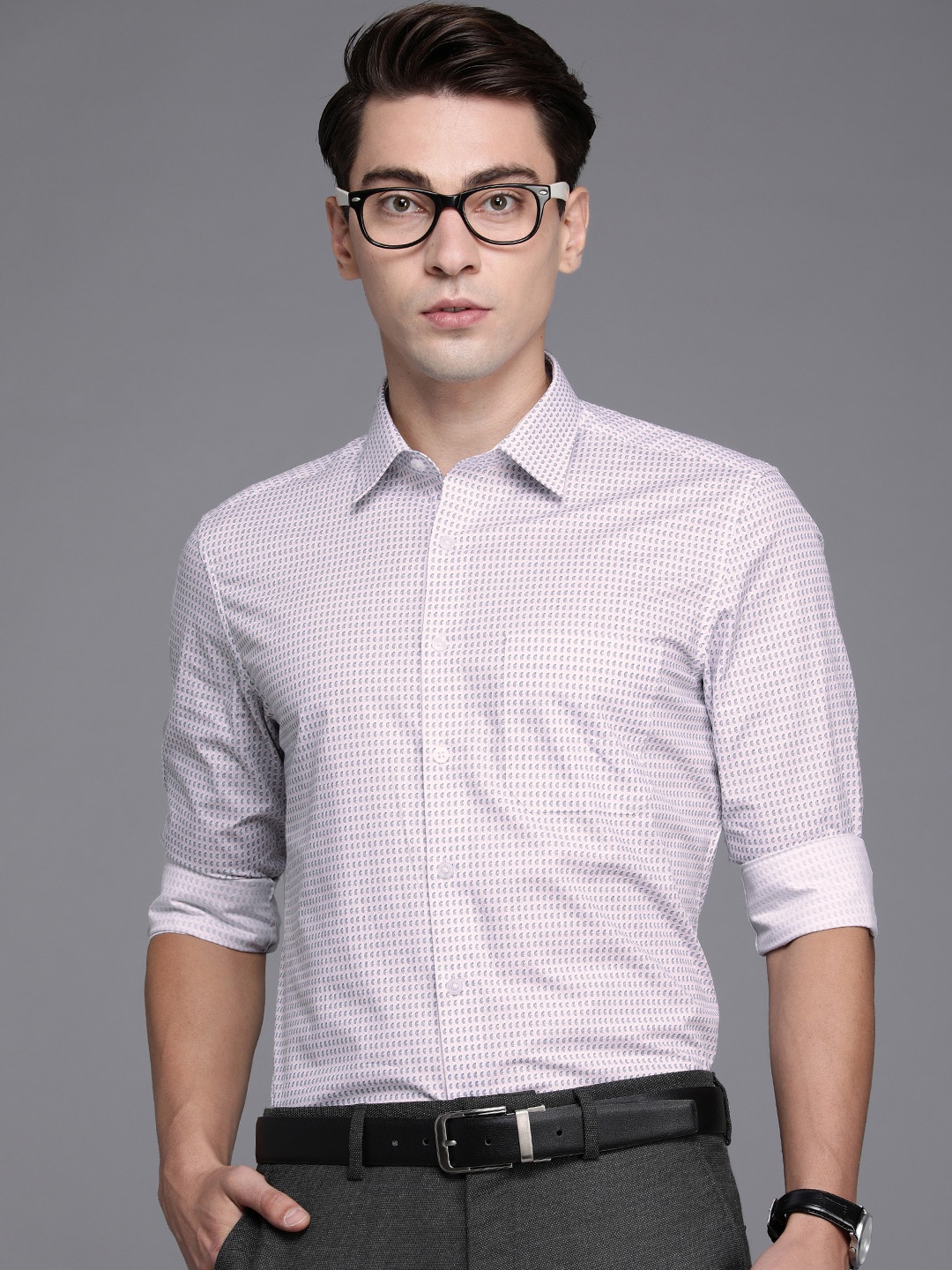 

Louis Philippe Men White &Pink Pure Cotton Slim Fit Printed Formal Shirt