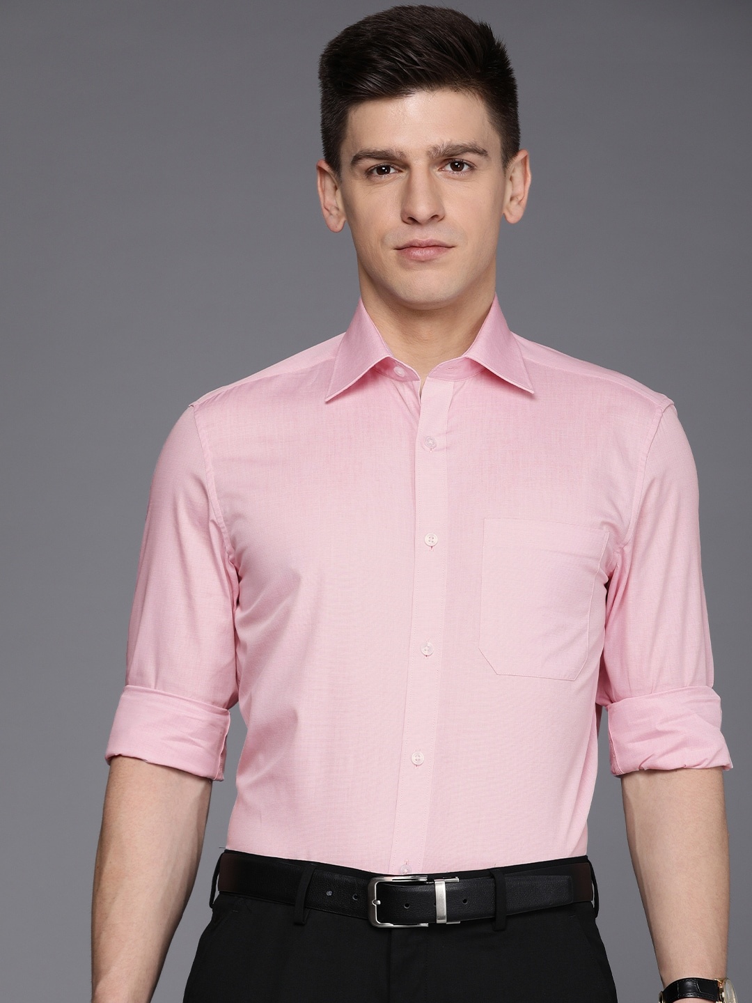 

Louis Philippe Men Pink Solid Slim Fit Classic Formal Shirt