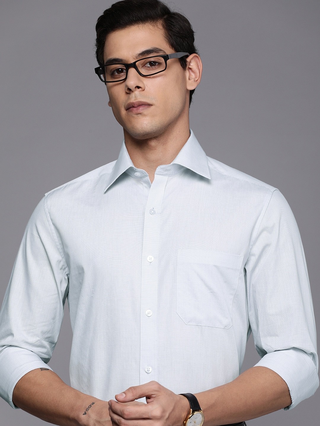 

Louis Philippe Men Grey Solid Classic Fit Formal Pure Cotton Shirt
