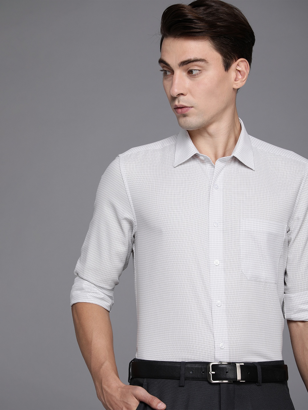 

Louis Philippe Men Grey & White Textured Slim Fit Pure Cotton Formal Shirt