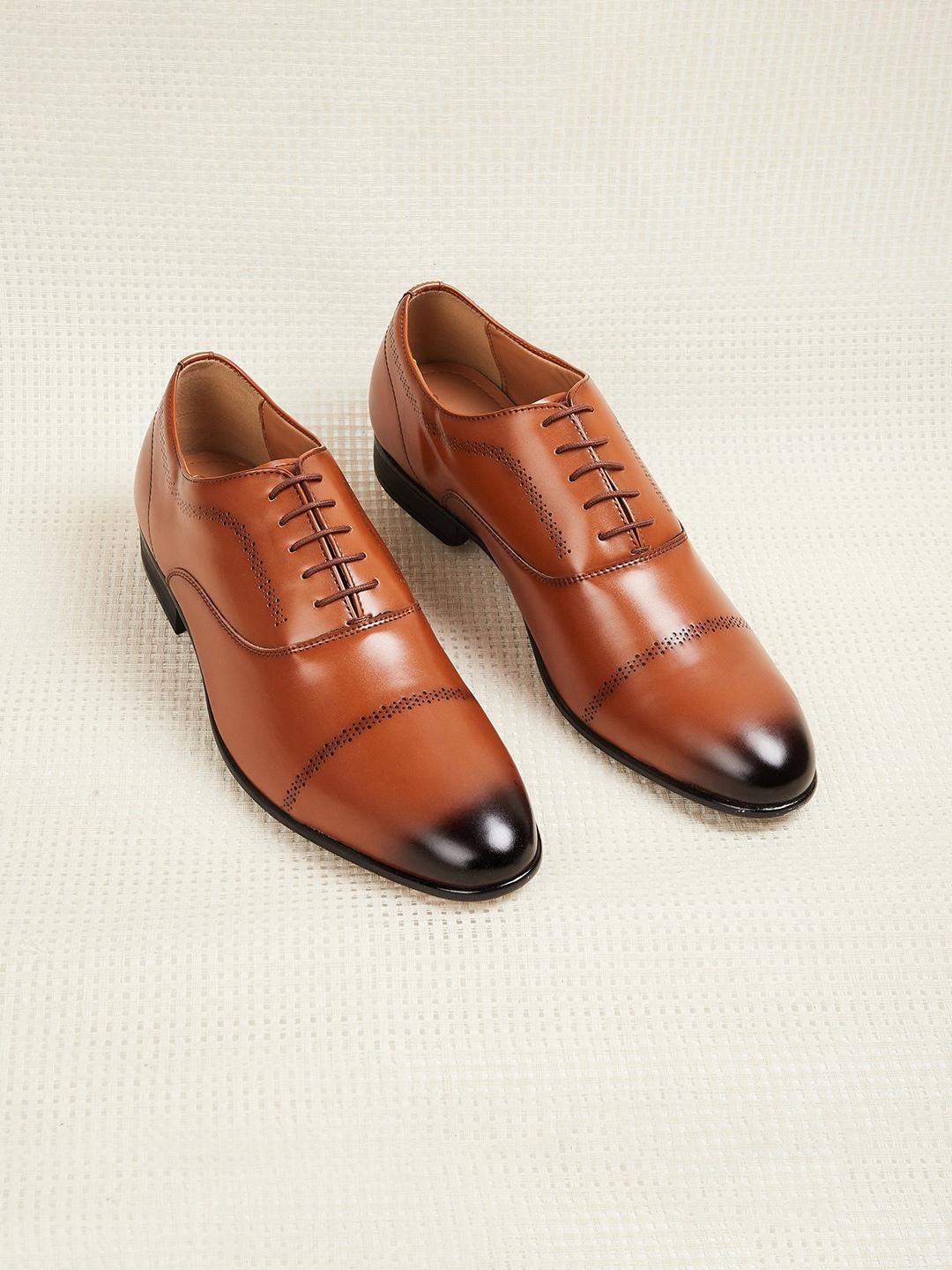 

CODE by Lifestyle Men Tan Brown Solid Formal Brogues