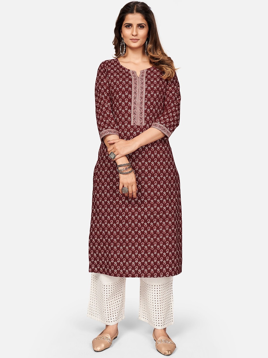 

Vbuyz Women Maroon & White Floral Printed Kurta