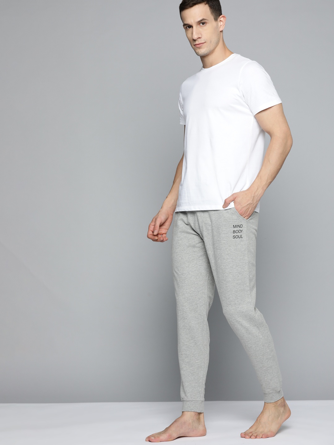 

HRX By Hrithik Roshan Yoga Men Grey Melange Solid incomplete address