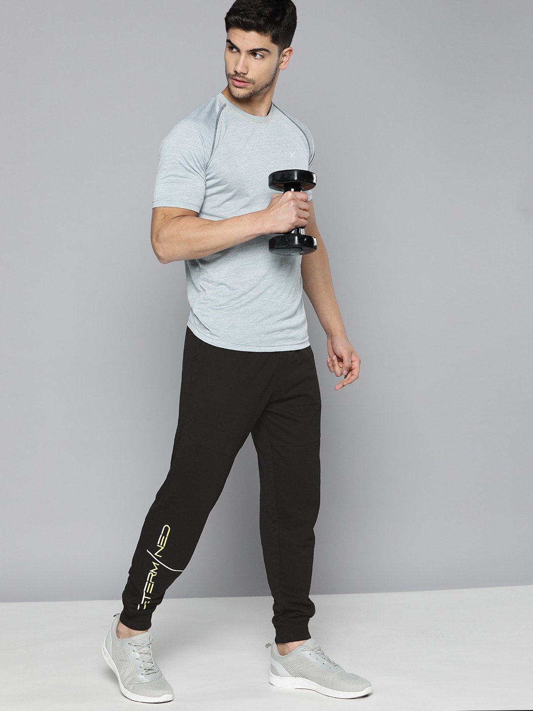 

HRX By Hrithik Roshan Training Men Bio-Wash Typography Joggers, Black