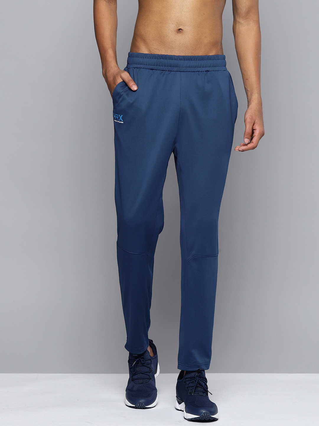 

HRX By Hrithik Roshan Men Training Rapid-Dry Solid Joggers, Navy blue