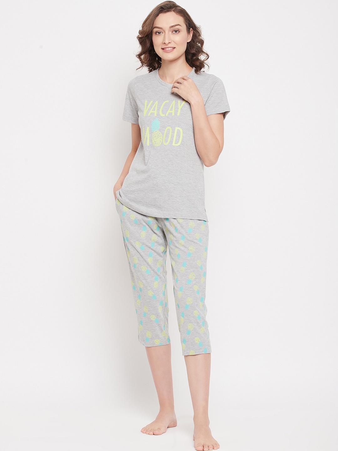 

MADAME M SECRET Women Grey Printed Night suit