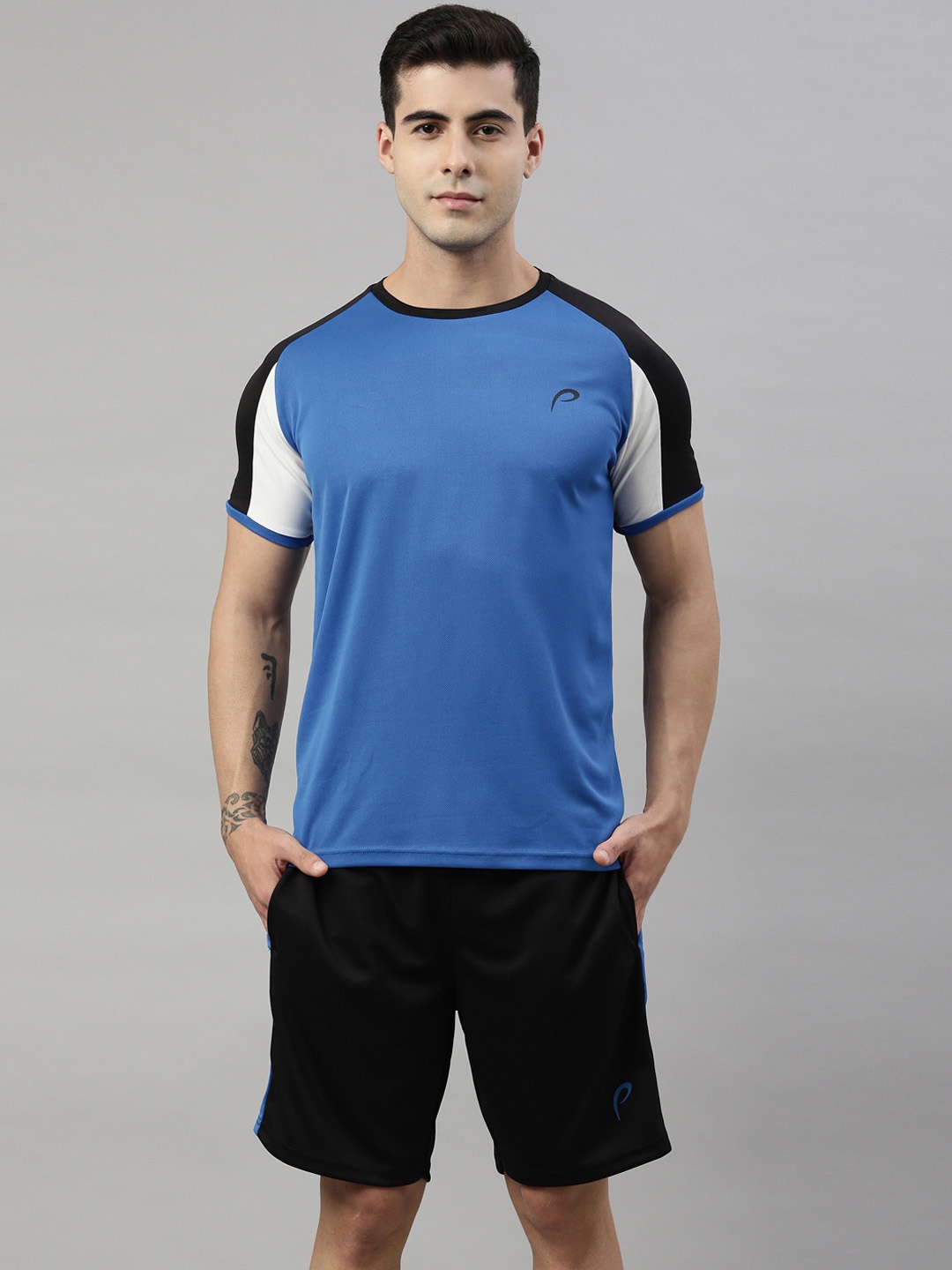 

Proline Men Blue & Black Colourblocked T-shirt with Shorts