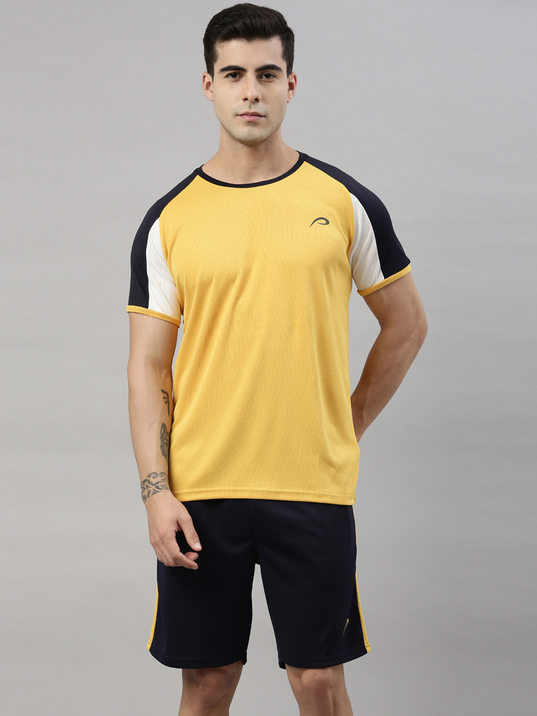 

Proline Men Yellow & Blue T-shirt with Shorts