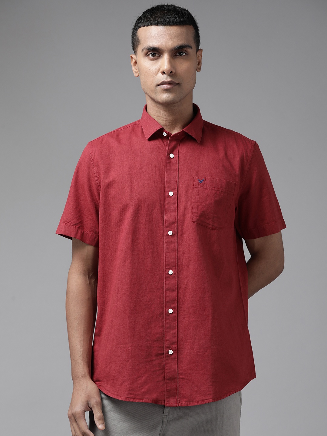 

Blackberrys Men Maroon Cotton Linen Slim Fit Casual Shirt