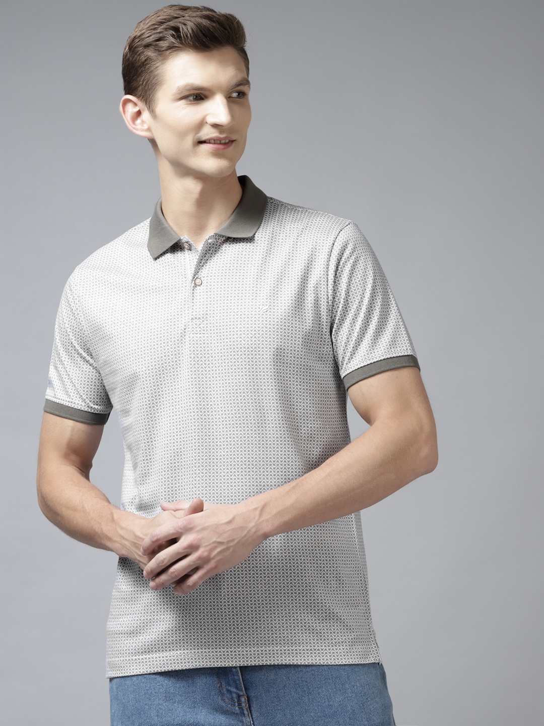 

Blackberrys Men White & Grey Printed Cotton Polo Collar Slim Fit T-shirt