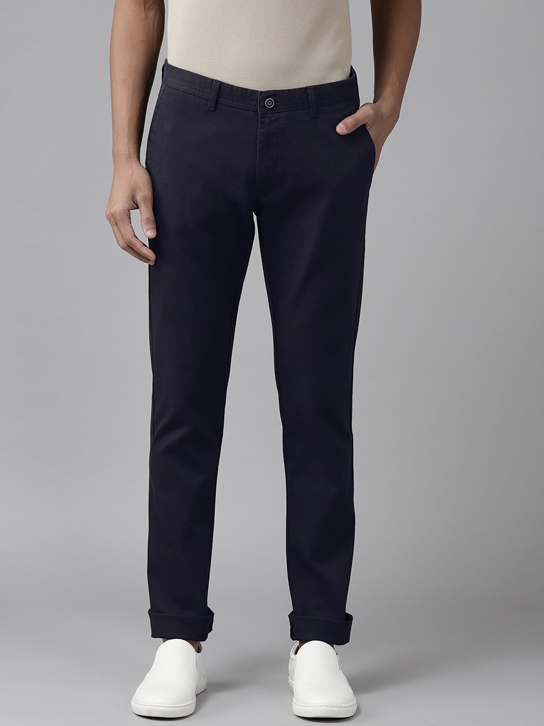 

Blackberrys Men Navy Blue Solid B-91 Skinny Fit Low Rise Trousers