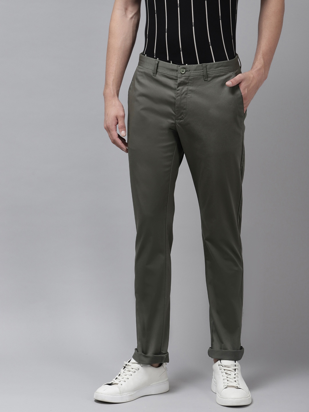 

Blackberrys Men Olive Green B-95 Slim Fit Solid Trousers