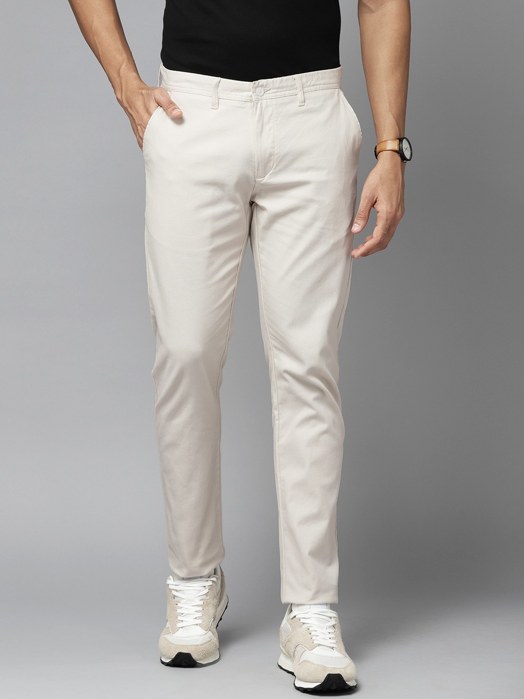 

Blackberrys Men Off White Solid B-95 Regular Fit Trousers