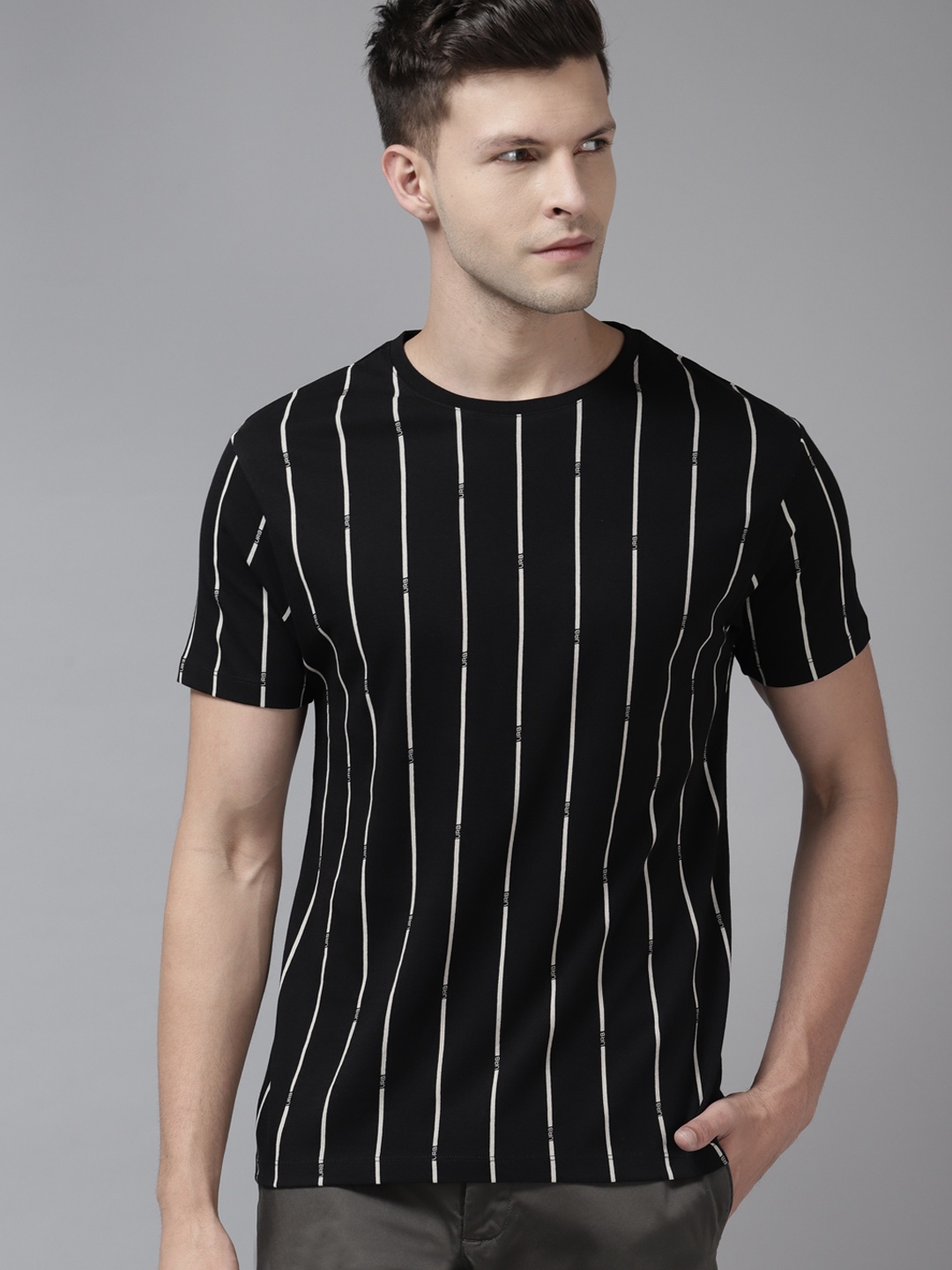 

Blackberrys Men Black & Off-White Striped Pure Cotton Slim Fit T-shirt