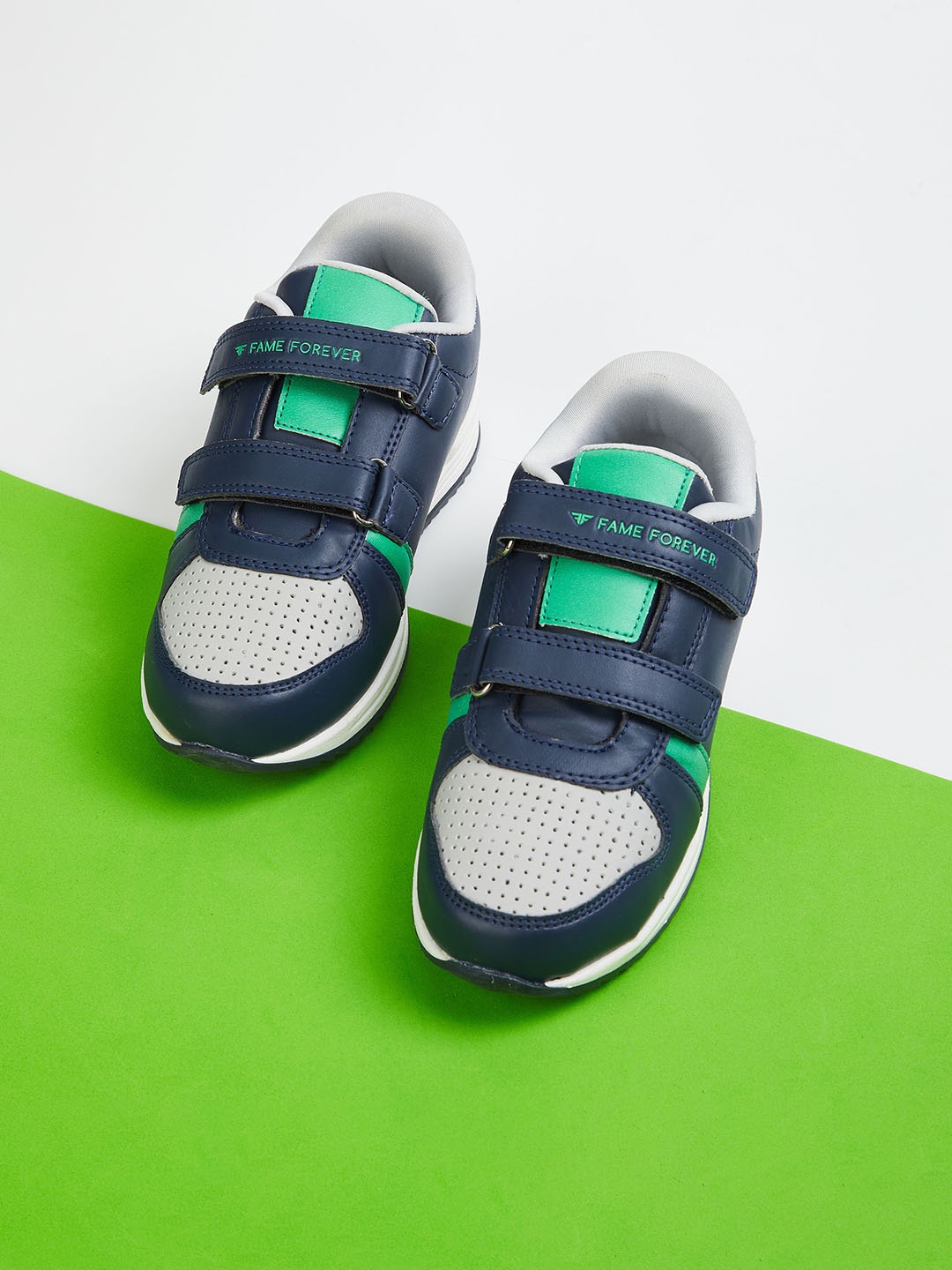 

Fame Forever by Lifestyle Boys Grey Colourblocked Sneakers