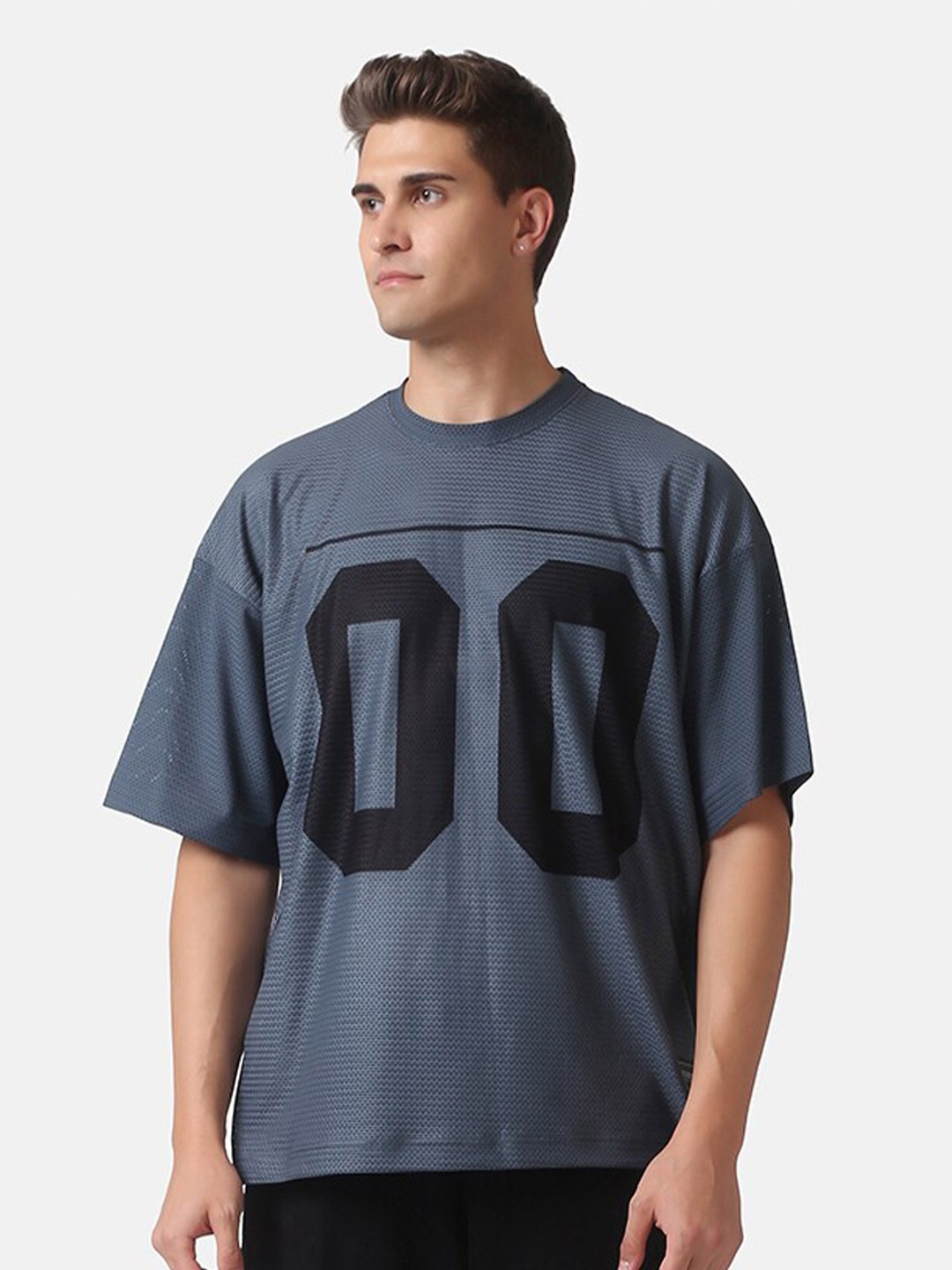 

Aesthetic Bodies Men Grey & Black Printed Oversized Sports T-shirt
