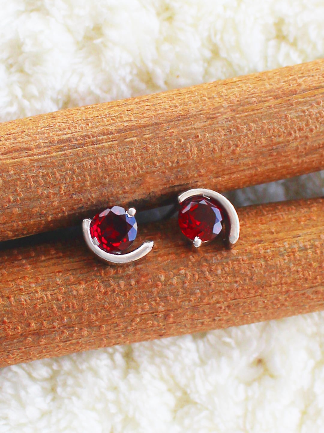 

ERILINE JEWELRY Silver-Plated Red Garnet Contemporary 925 Sterling Silver Studs Earrings