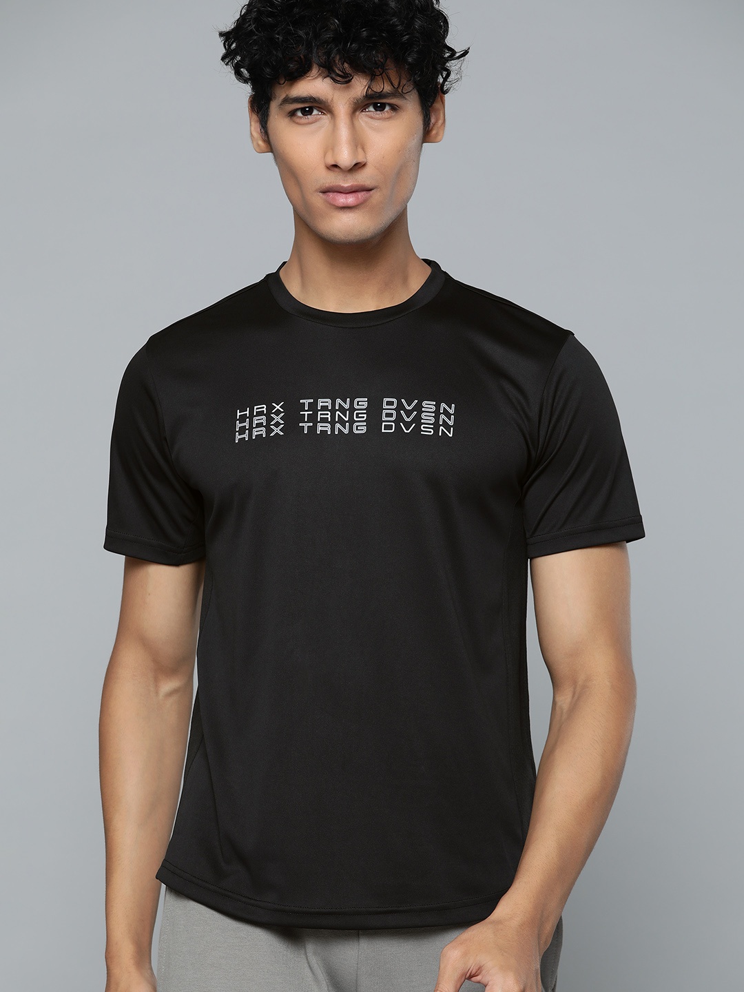 

HRX By Hrithik Roshan Training Men jet black Rapid-Dry Typography Tshirts