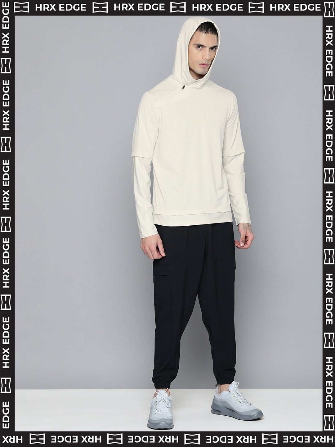 

HRX By Hrithik Roshan EDGE Men Jet Black Rapid-Dry Colourblock Tshirts, White