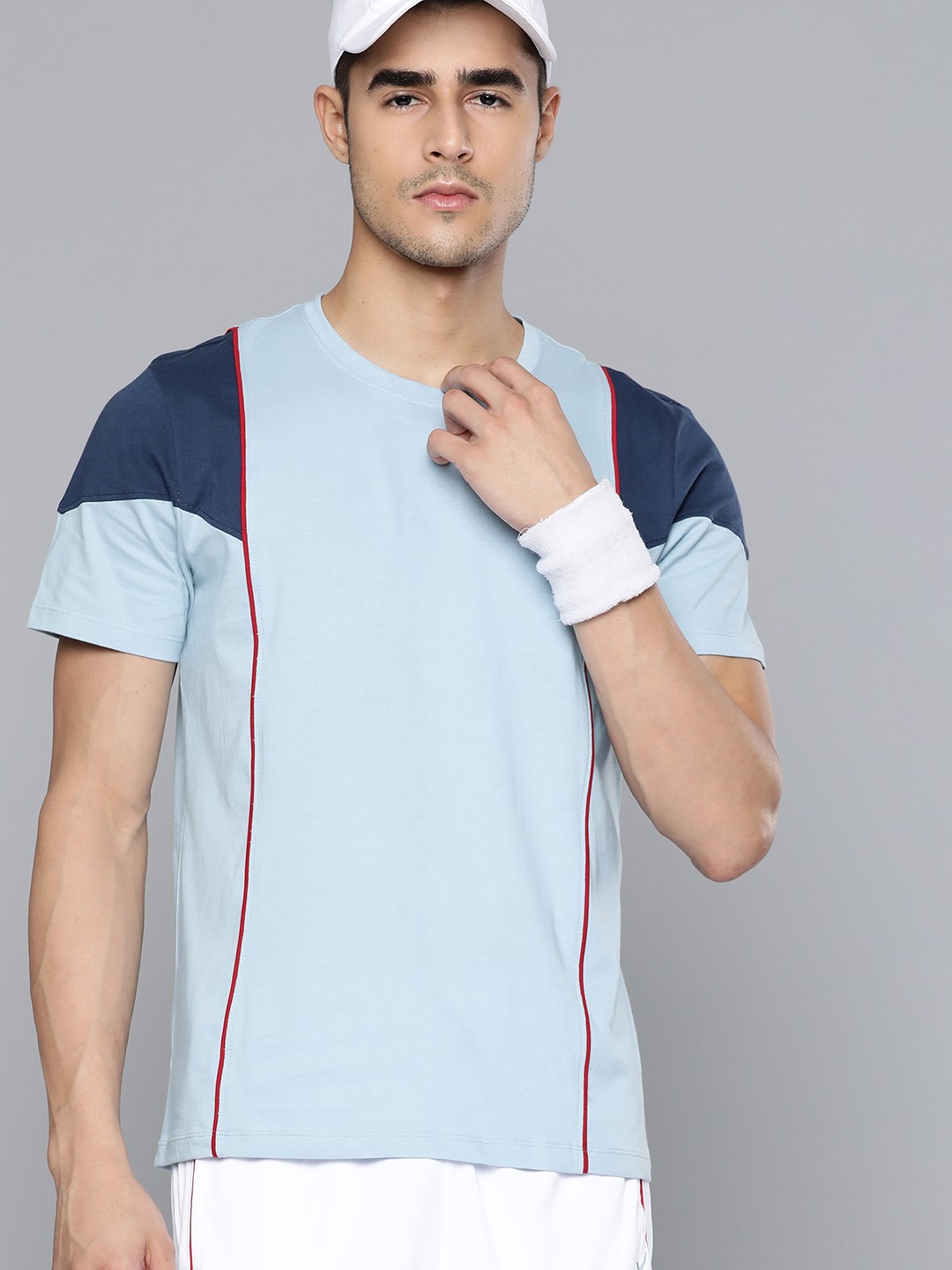 

HRX By Hrithik Roshan Racketsport Men Blue Fod Bio-Wash Solid Tshirt