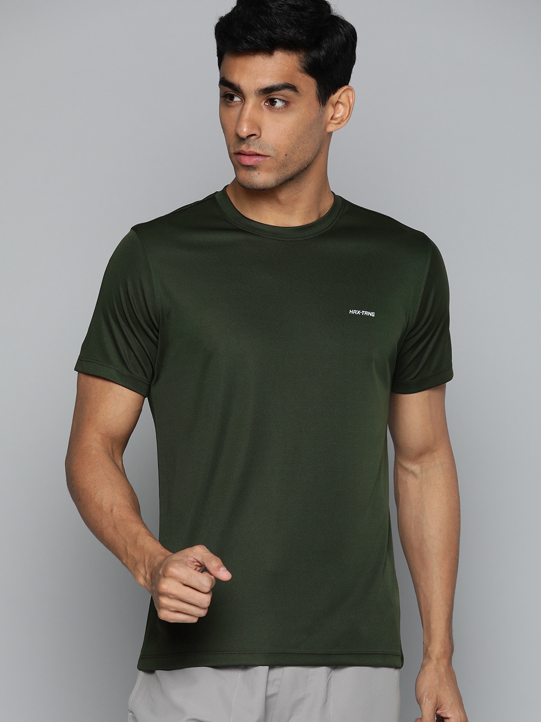 

HRX By Hrithik Roshan Training Men Rapid-Dry Solid Tshirt, Olive
