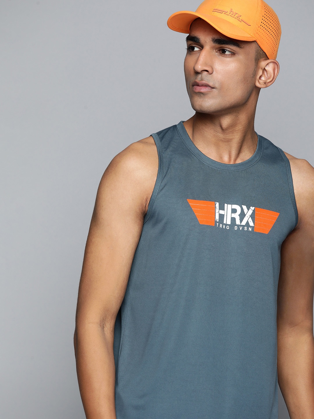 

HRX By Hrithik Roshan Training Men Rapid-Dry Brand Carrier Tshirts, Grey