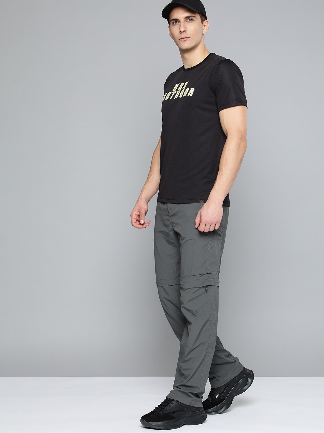 

HRX By Hrithik Roshan Outdoor Men Jet black Rapid-Dry Brand Carrier Tshirts