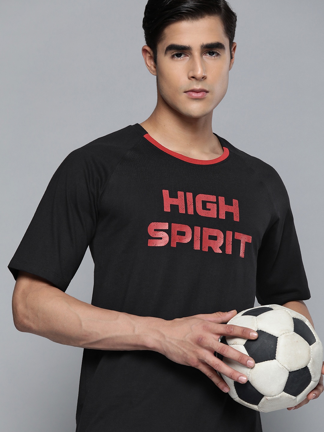 

HRX By Hrithik Roshan Football Men Rapid-Dry Typography Tshirt, Black