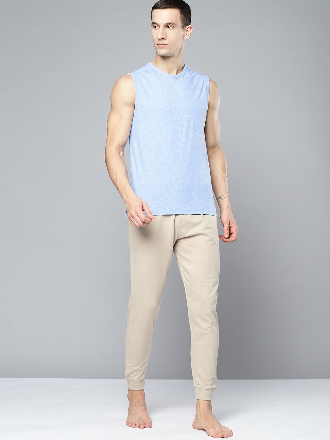 

HRX By Hrithik Roshan Yoga Men Aqua Melange Organic Cotton Solid Tshirts, Blue