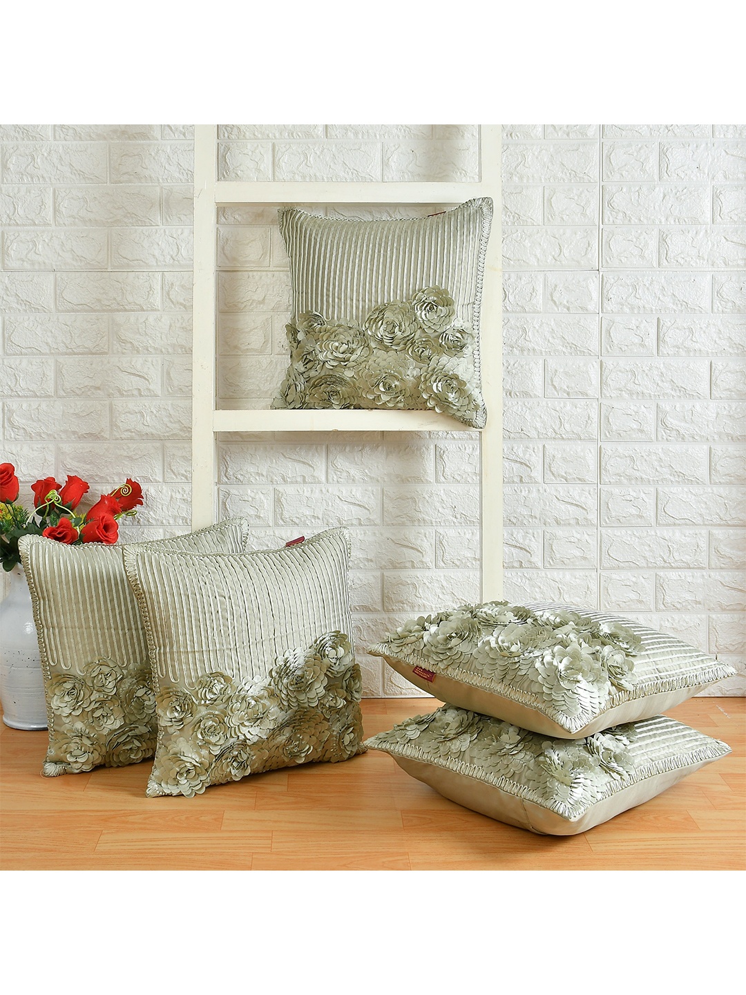 

AEROHAVEN Olive Green Set of 5 Embellished Square Cushion Covers