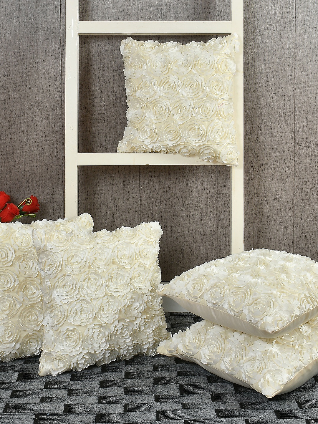 

AEROHAVEN Beige Set of 5 Embellished Square Cushion Covers