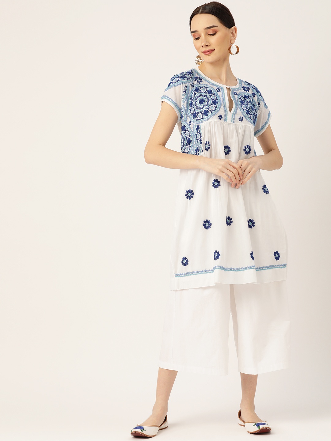 

HOUSE OF KARI White & Blue Embroidered Chikankari Tunic