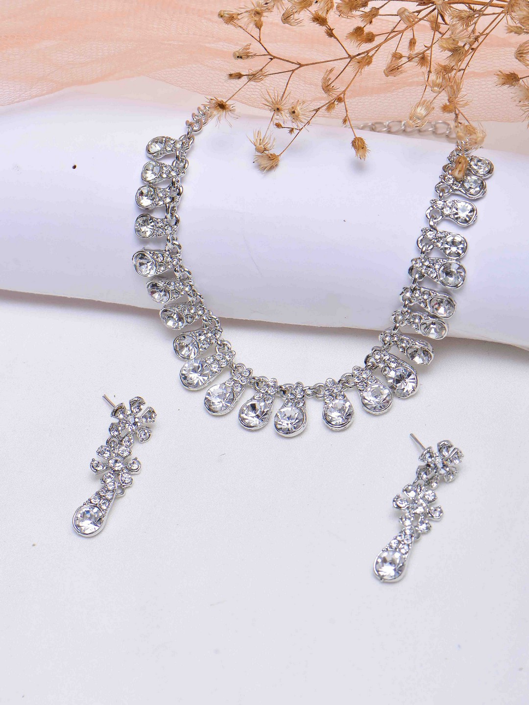 

POPLINS White & Silver-Toned Stone-Studded Alloy Jewellery Set