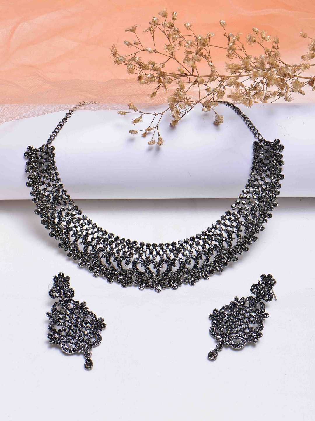 

POPLINS Black & White Stone-Studded Jewellery Set