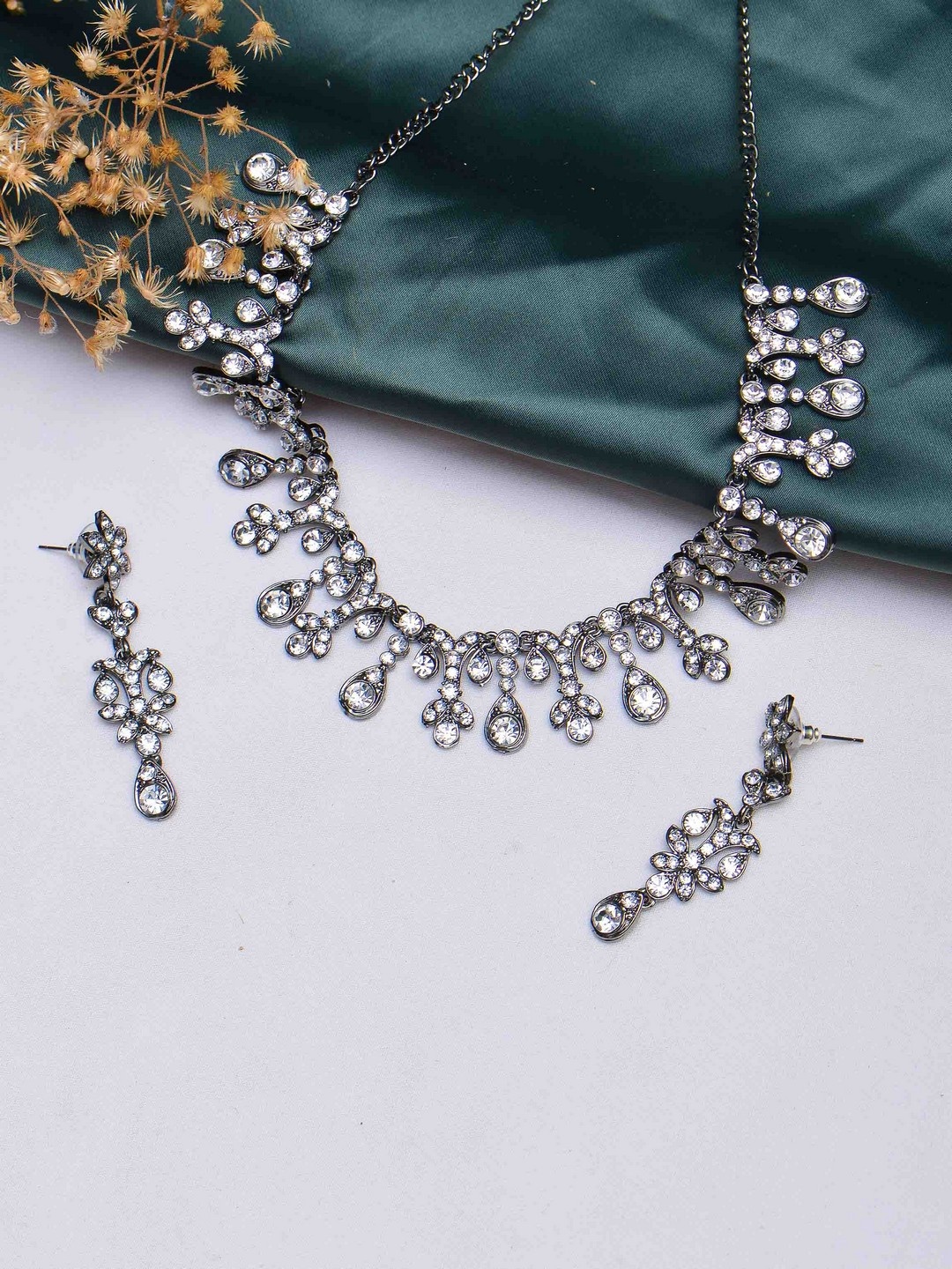 

POPLINS Silver-Toned White Stone-Studded Jewellery Set