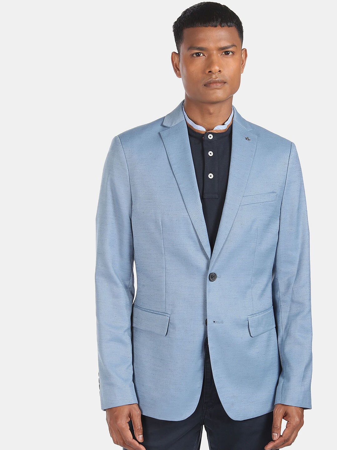 

Arrow Men Blue Solid Single Breasted Formal Blazer