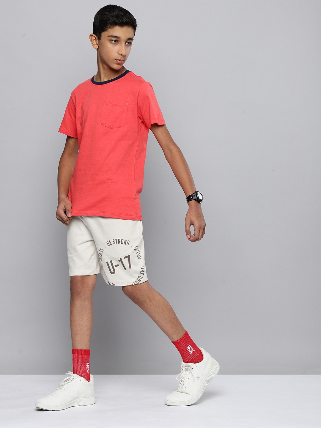 

HRX By Hrithik Roshan Lifestyle Boys Clay Bio-Wash Brand Carrier Sustainable Shorts, Off white