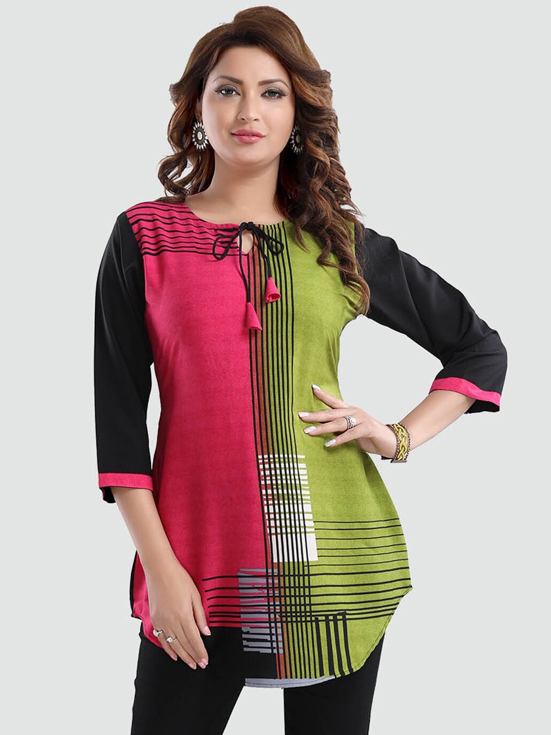 

Saree Swarg Red & Black Printed Tunic